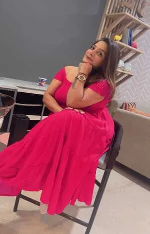 female escorts in Lajpat Nagar